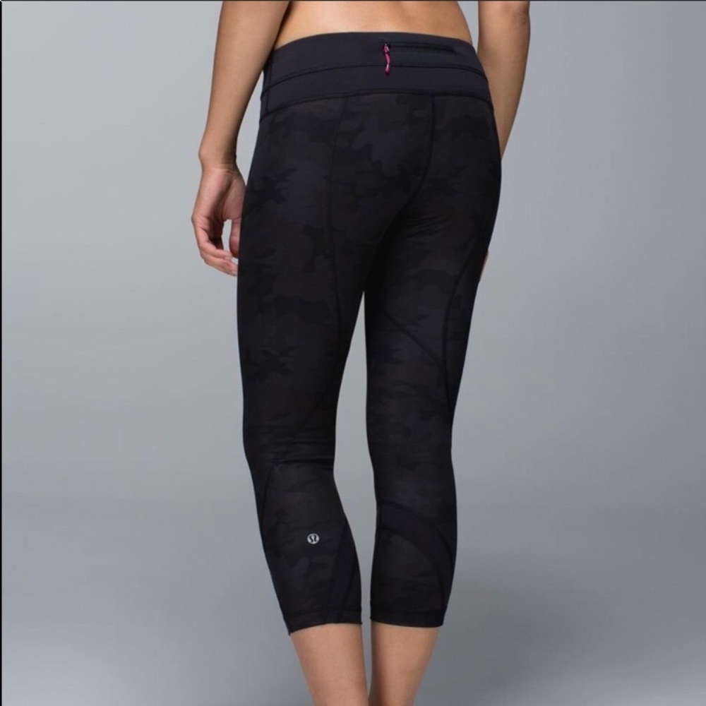Lululemon Rare Camo Run Inspire Crop